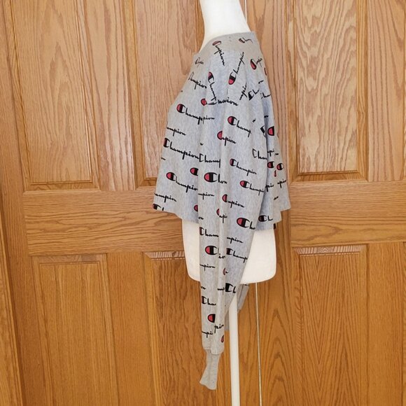 Champion Reverse Weave Oversized Cropped Sweatshirt All-Over Logo Design - Picture 4 of 15